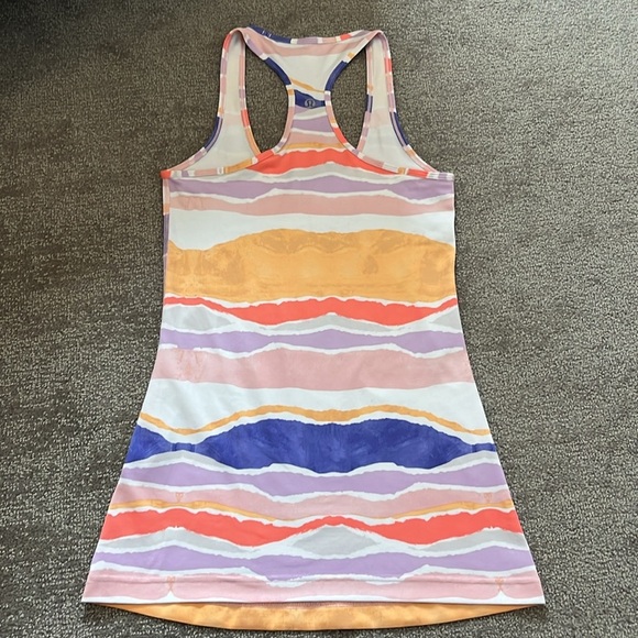 Lululemon Cool Racerback Bleacher Stripe White Iris Flower Size Small - Picture 7 of 8